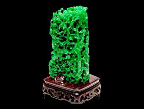 匠心独运琢美玉 薛红洋的翡翠精品创作与文化传承之路